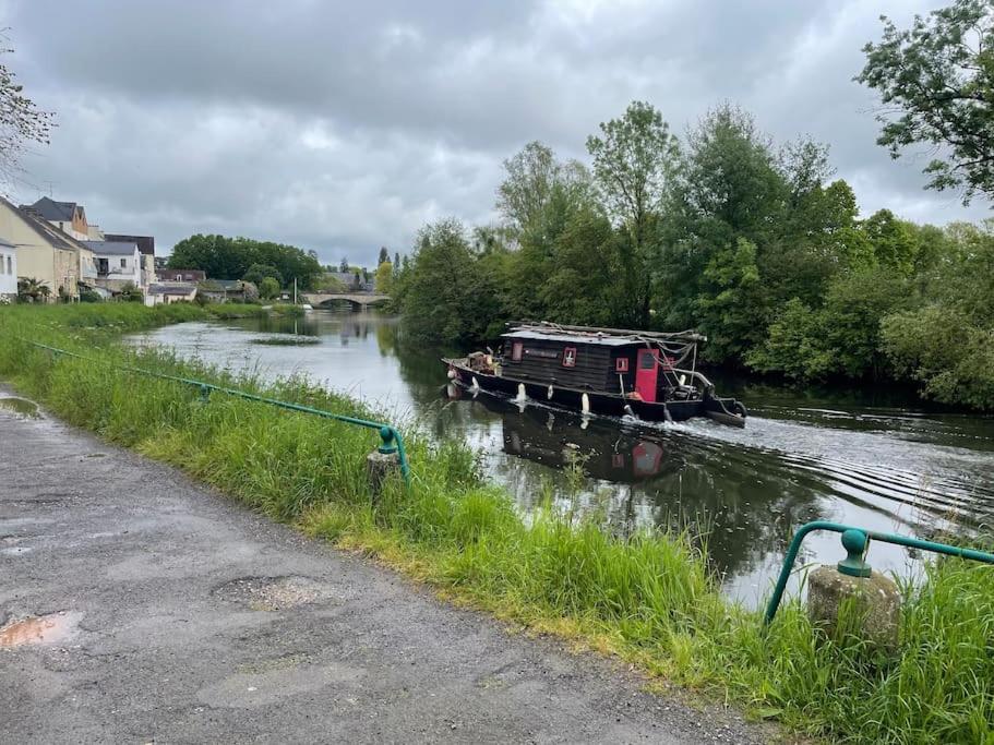 Apartament Les Berges De L'Oust Malestroit Zewnętrze zdjęcie
