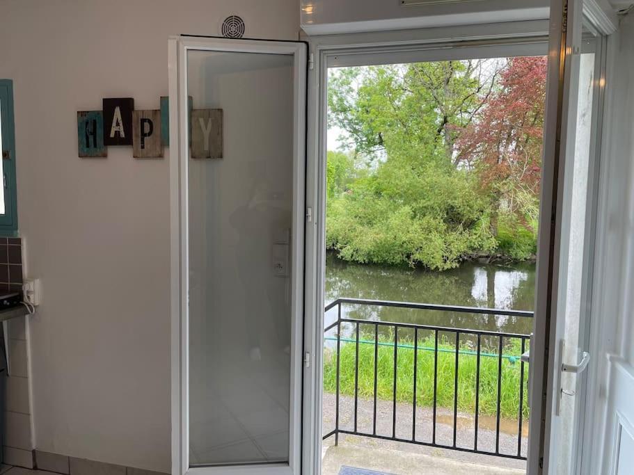 Apartament Les Berges De L'Oust Malestroit Zewnętrze zdjęcie