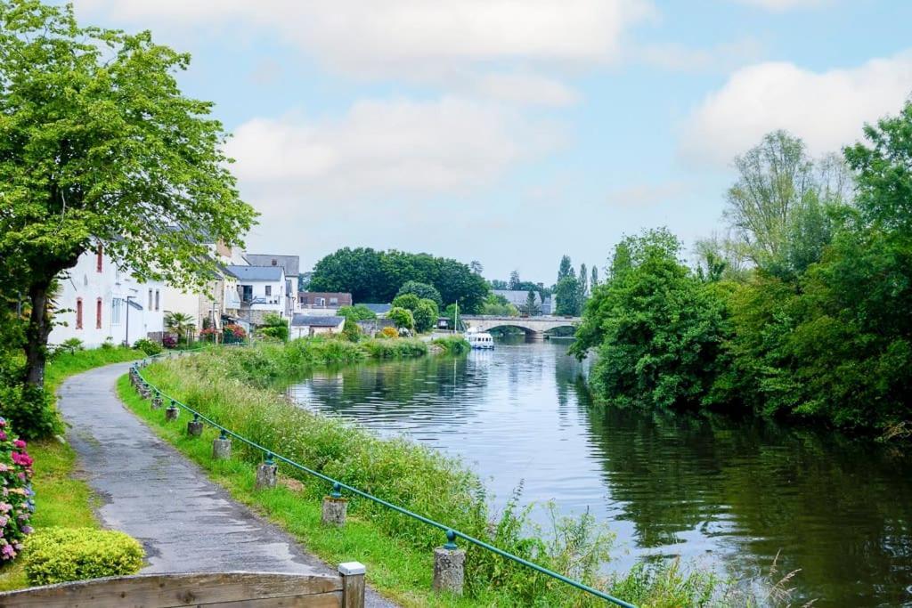 Apartament Les Berges De L'Oust Malestroit Zewnętrze zdjęcie